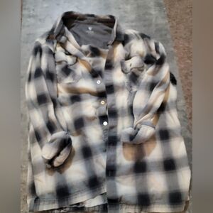 Kuhl Plaid Button-Up Shirt Large